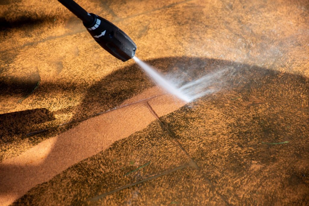 pressure washing patio service